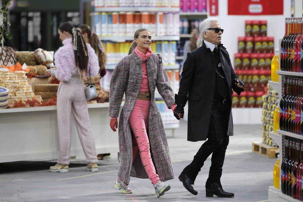 Chanel's Fall 2014 Show Took Place in a Faux Supermarket
